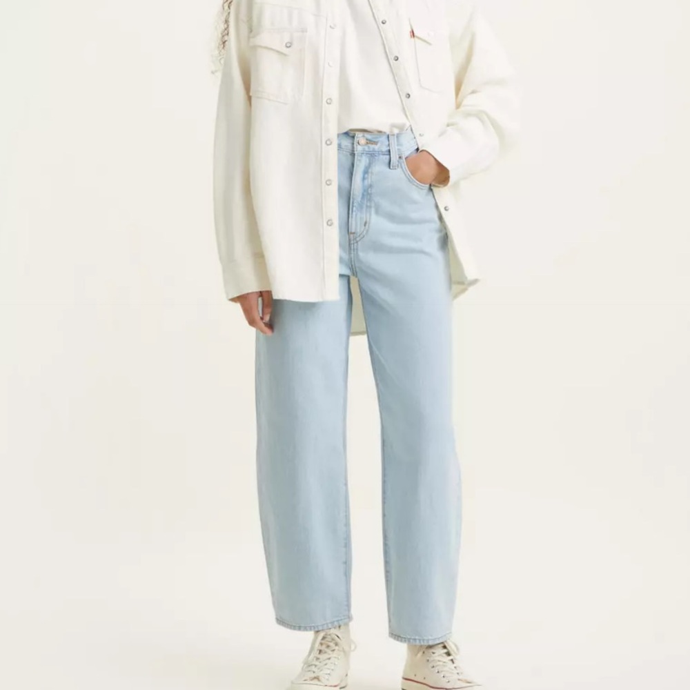 Levi balloon leg woman’s jeans